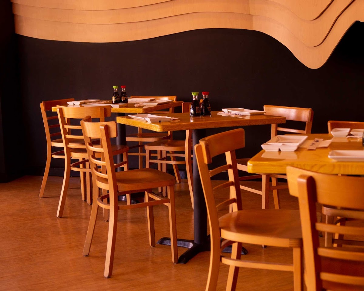 Izakaya Sushi Bar Photos 2